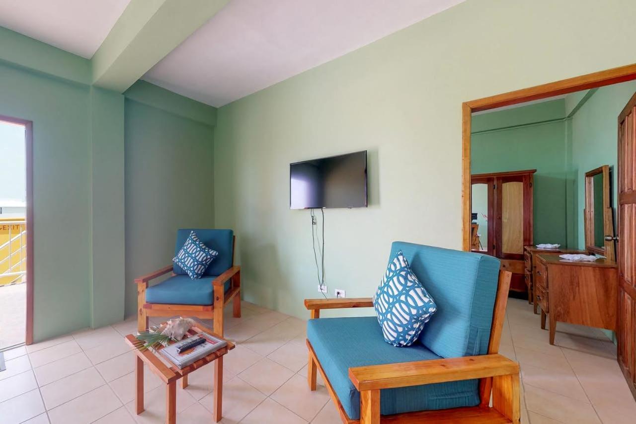 Laguna Hotel San Pedro  Luaran gambar