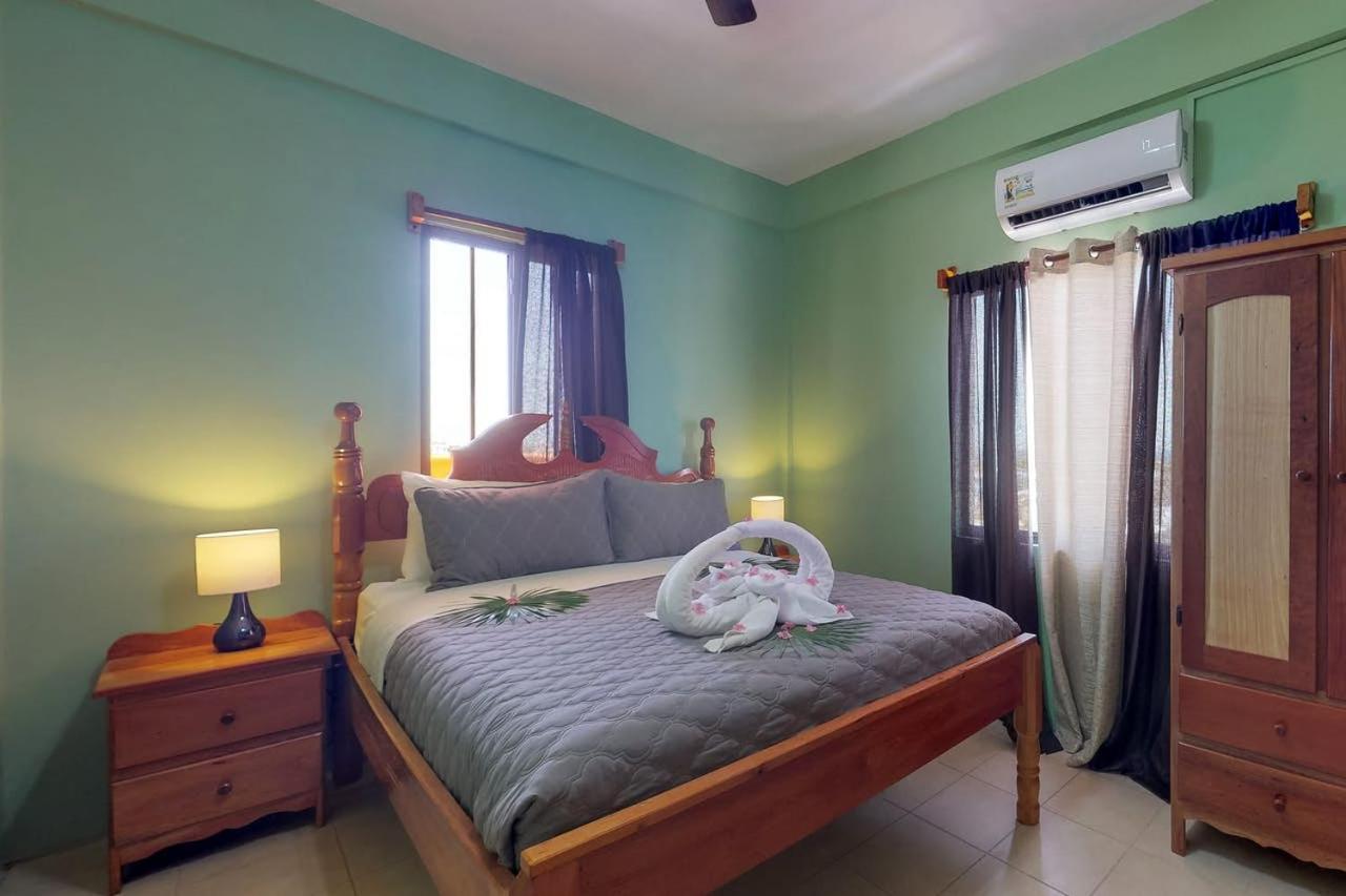 Laguna Hotel San Pedro  Luaran gambar