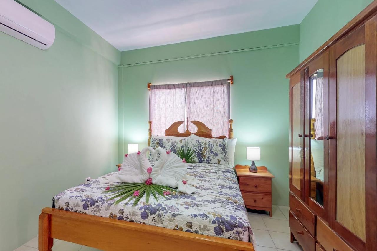Laguna Hotel San Pedro  Luaran gambar